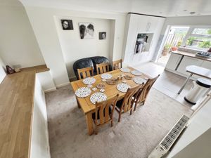 Open Plan Kitchen & Dining Room- click for photo gallery